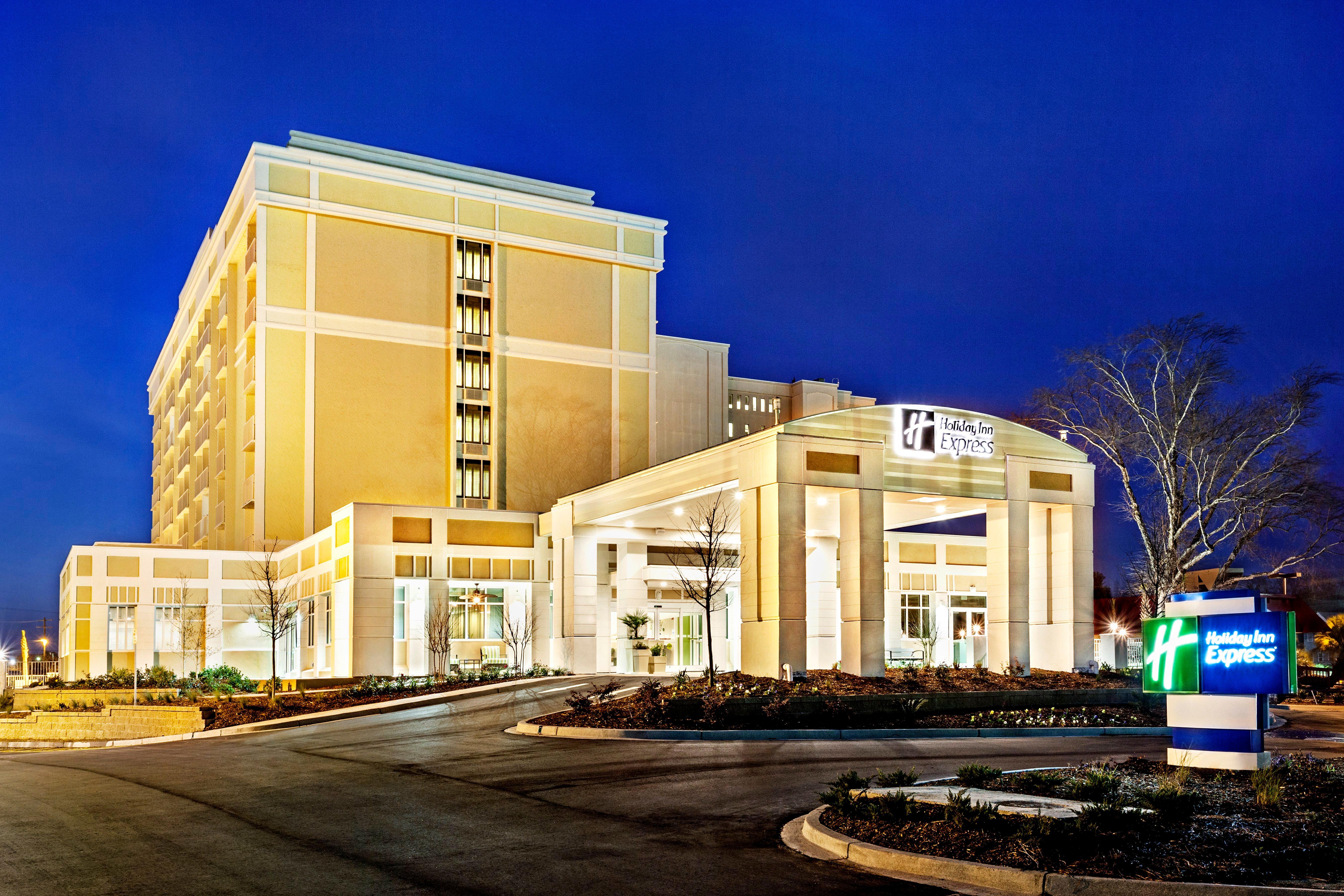 Holiday Inn Express & Suites Charleston Dwtn -Westedge By Ihg Extérieur photo