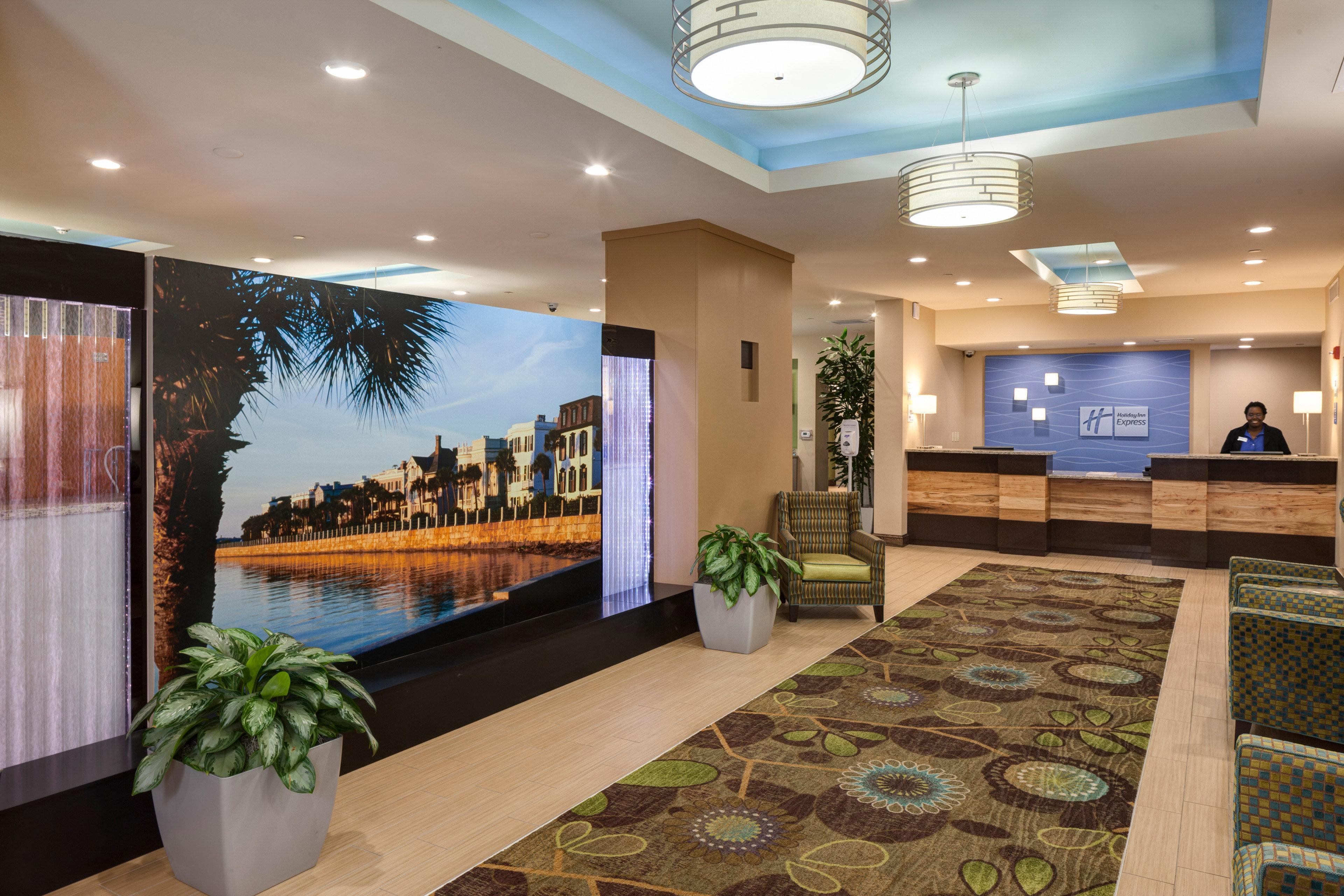 Holiday Inn Express & Suites Charleston Dwtn -Westedge By Ihg Extérieur photo