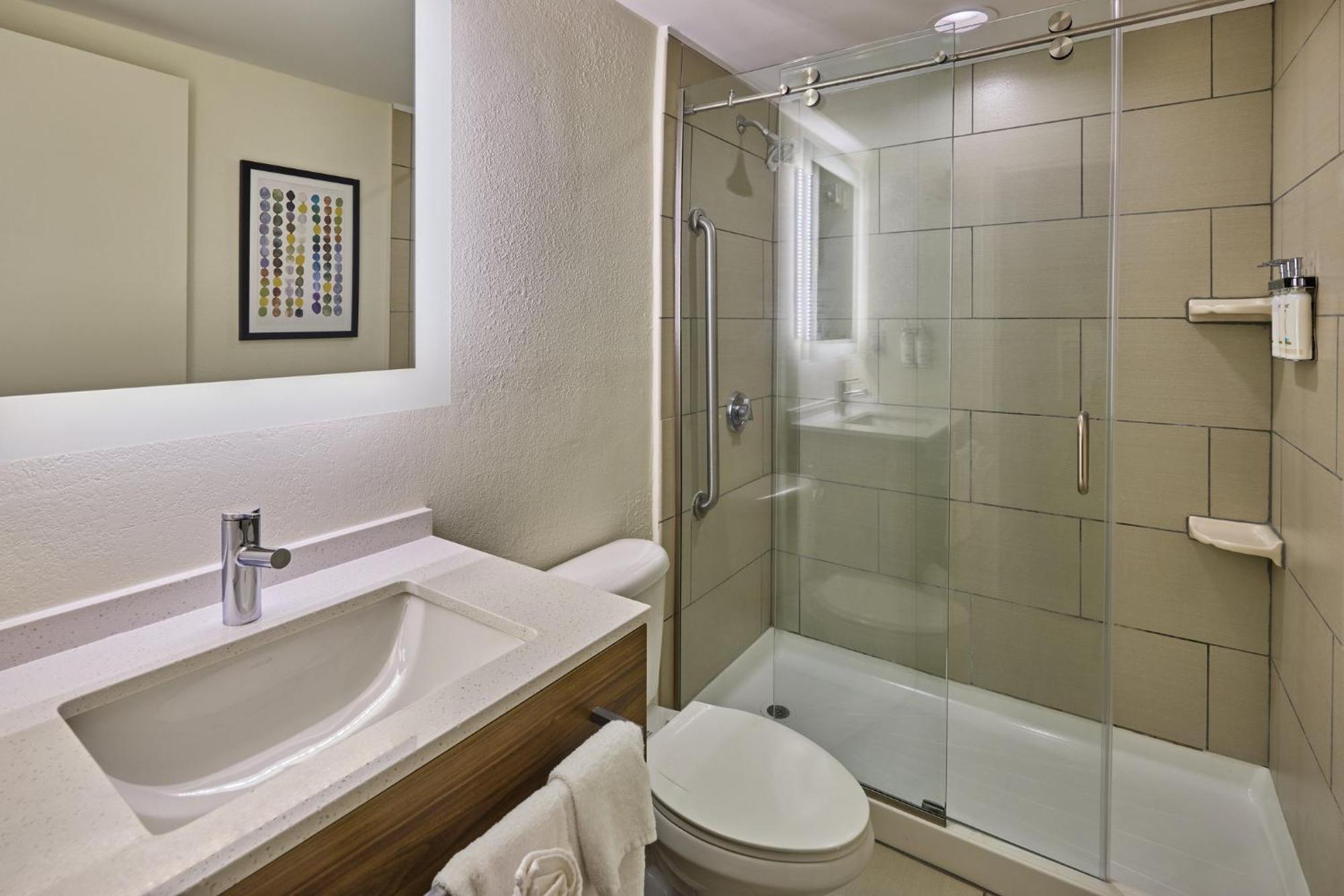 Holiday Inn Express & Suites Charleston Dwtn -Westedge By Ihg Extérieur photo