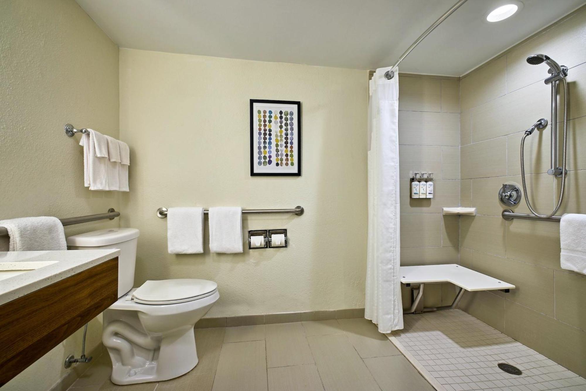 Holiday Inn Express & Suites Charleston Dwtn -Westedge By Ihg Extérieur photo