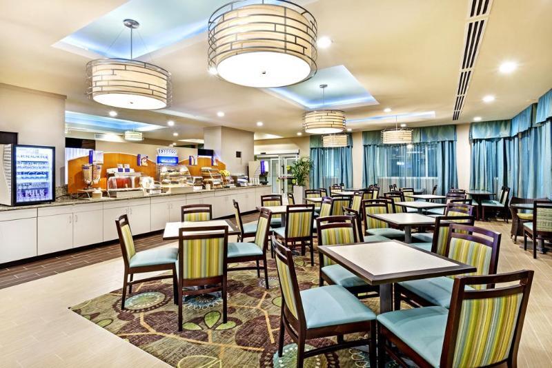 Holiday Inn Express & Suites Charleston Dwtn -Westedge By Ihg Extérieur photo
